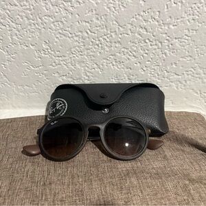 Ray-Ban tortoiseshell Round Sunglasses